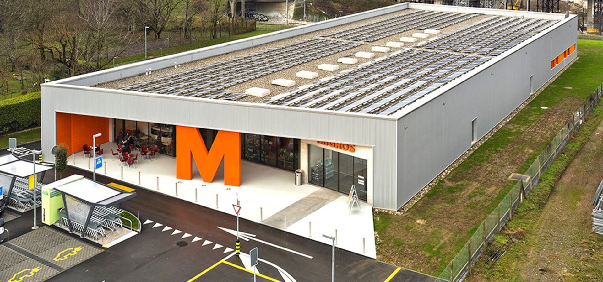 Migros mendrisio Slide background